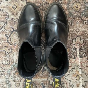 Dr Martens Chelsea Boots